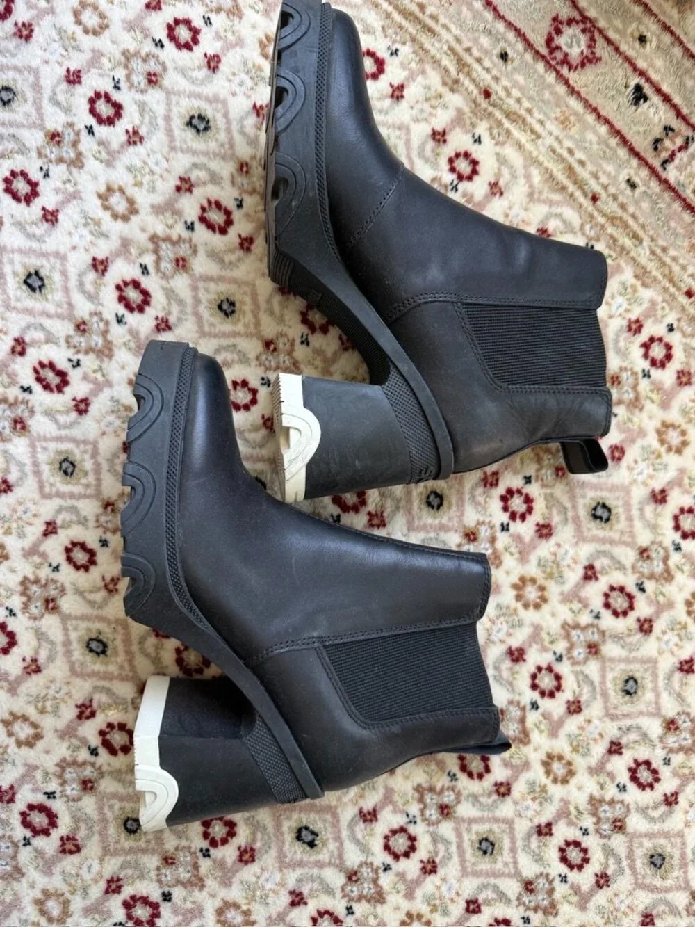 SOREL Heeled Chelsea Rain Boot, size 8.5
